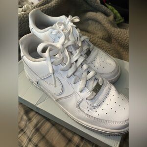 Slightly used Air Force 1